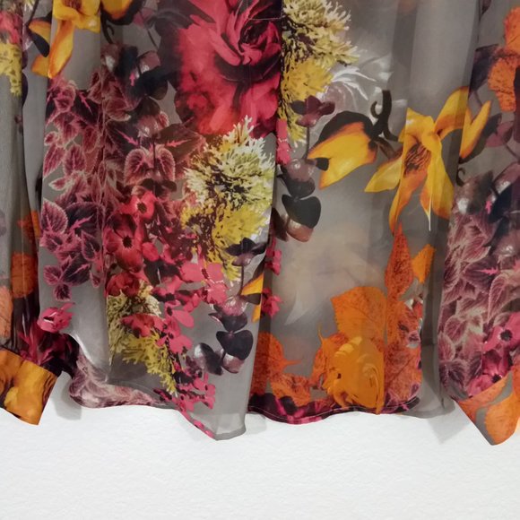 Bellatrix | Spring Sheer Floral Top - Large - Picture 6 of 8